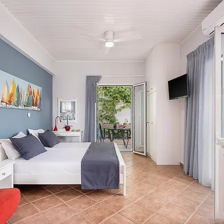 Elena Seafront Luxury Apartments Almyrida  Exterior photo