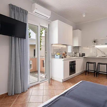 Elena Seafront Luxury Apartments Almyrida  Exterior photo