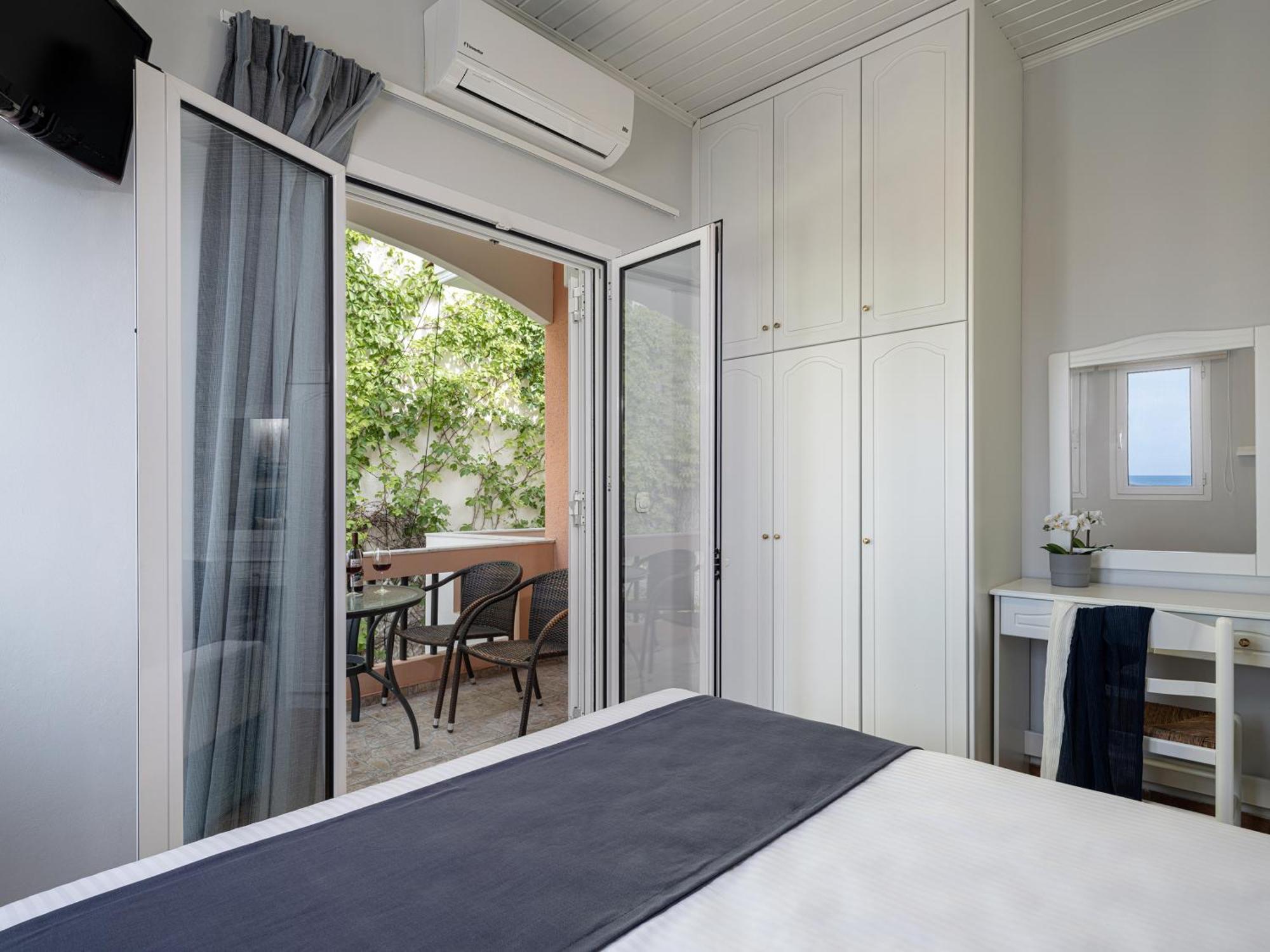 Apartment Elena Seafront Luxury Apartments *