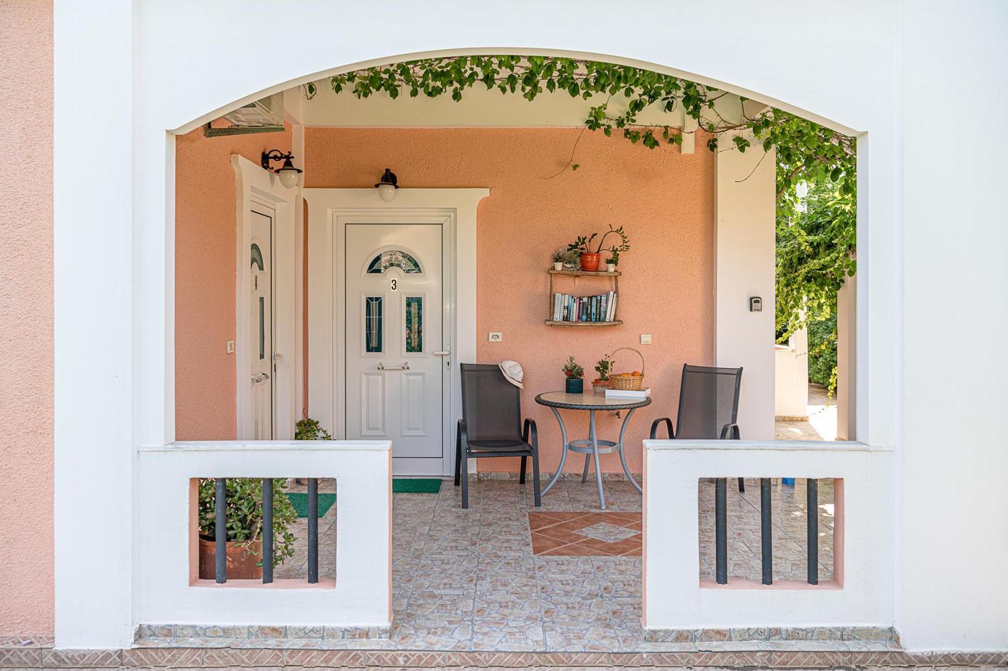 Elena Seafront Luxury Apartments Apartment