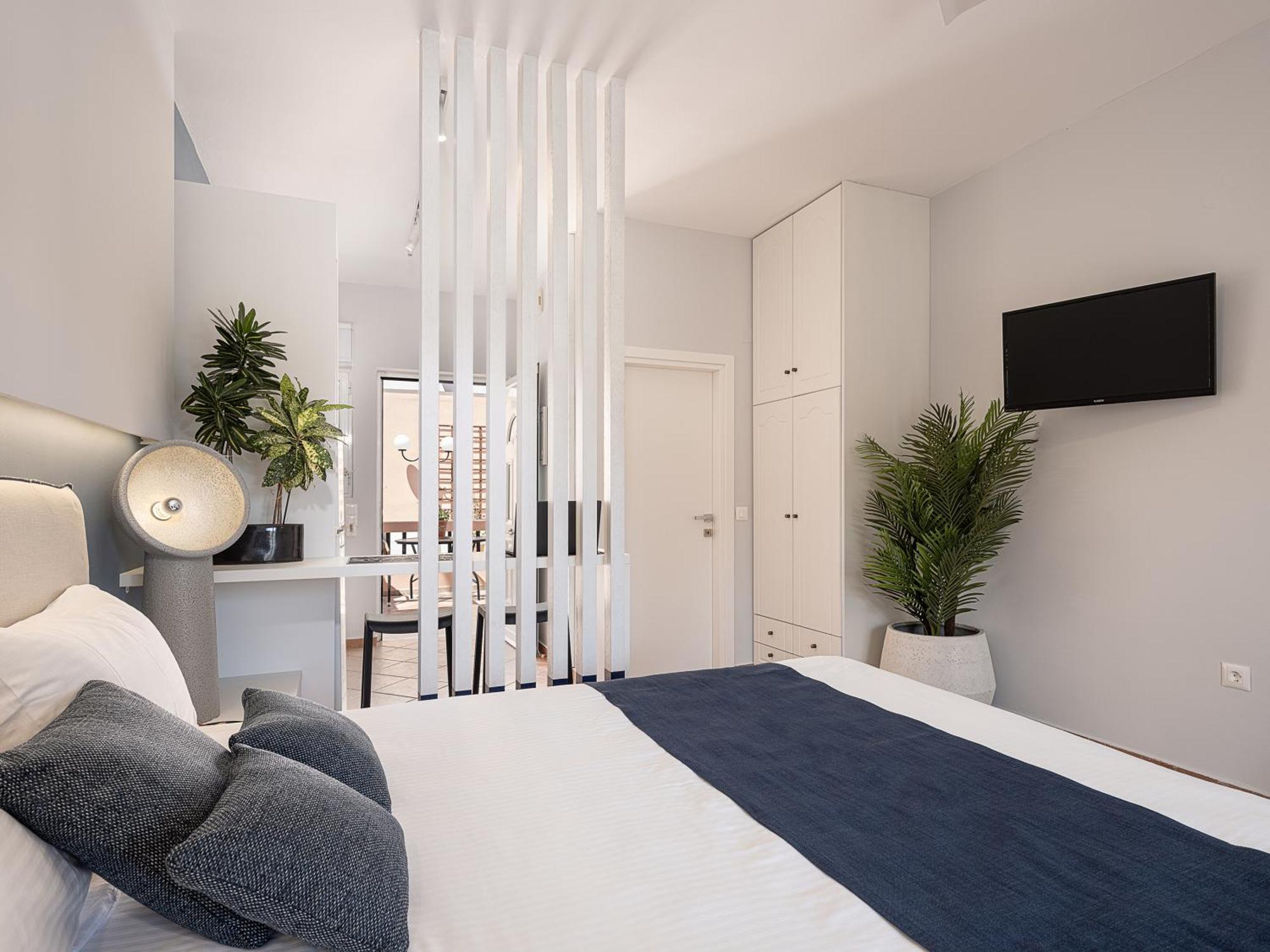 Elena Seafront Luxury Apartments Almyrida (Crete)
