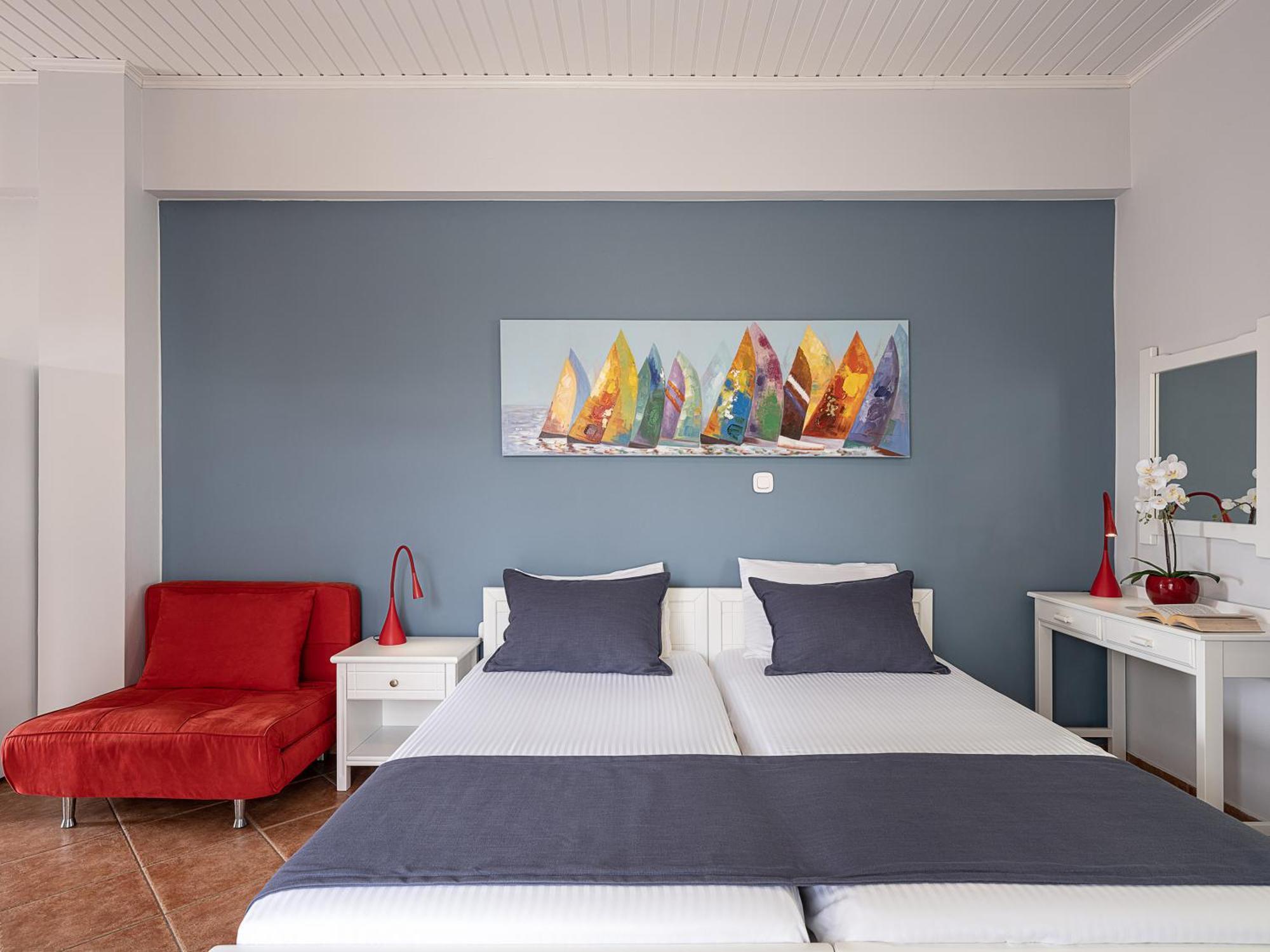 Elena Seafront Luxury Apartments *